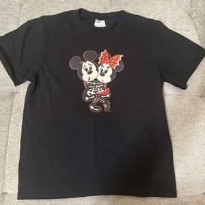 Disney Kids M Black Tee with Mickey and Minnie Skeleton Design (Sweetly Scared)